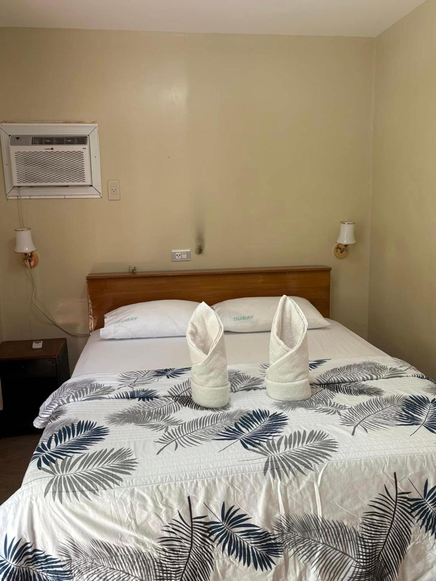 Dubay Panglao Beachfront Resort ภายนอก รูปภาพ